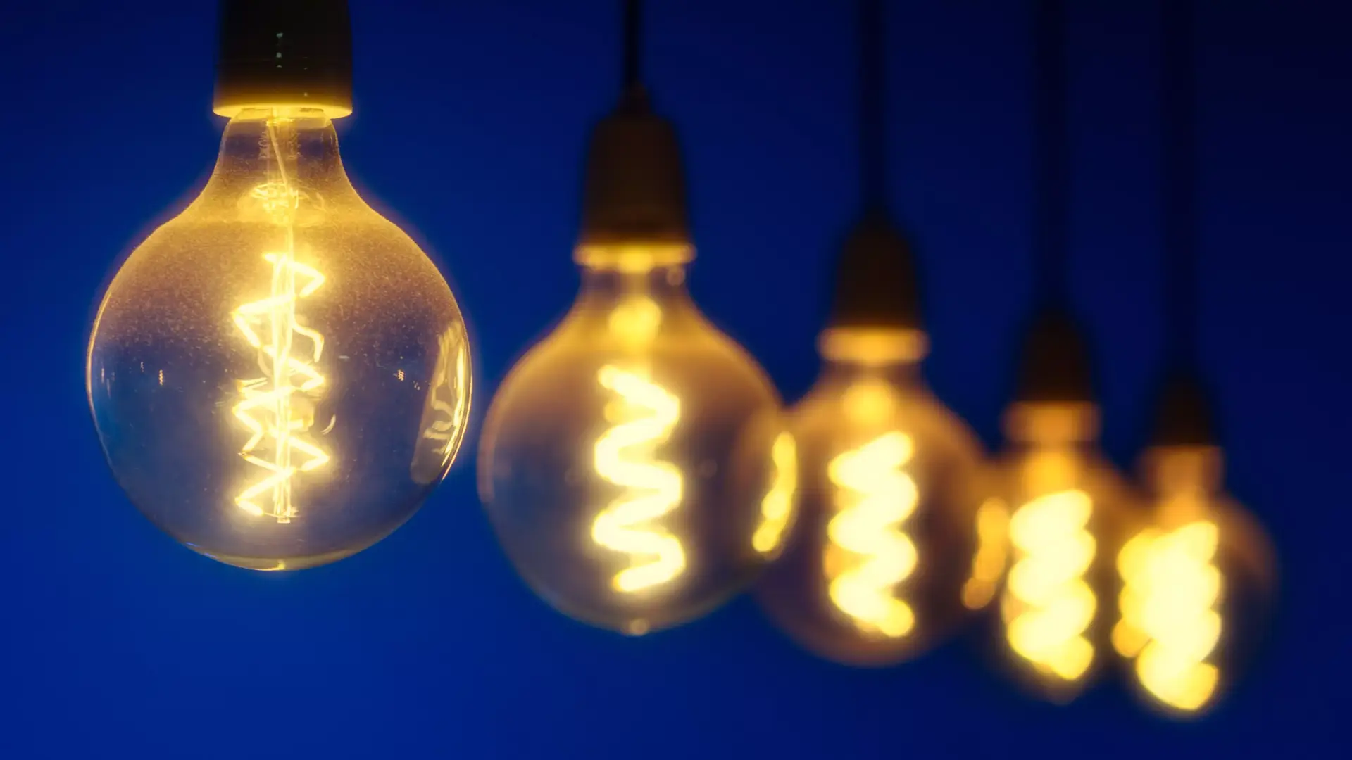 Comparatori bollette luce e gas, a cura di Vetrina Consulenti